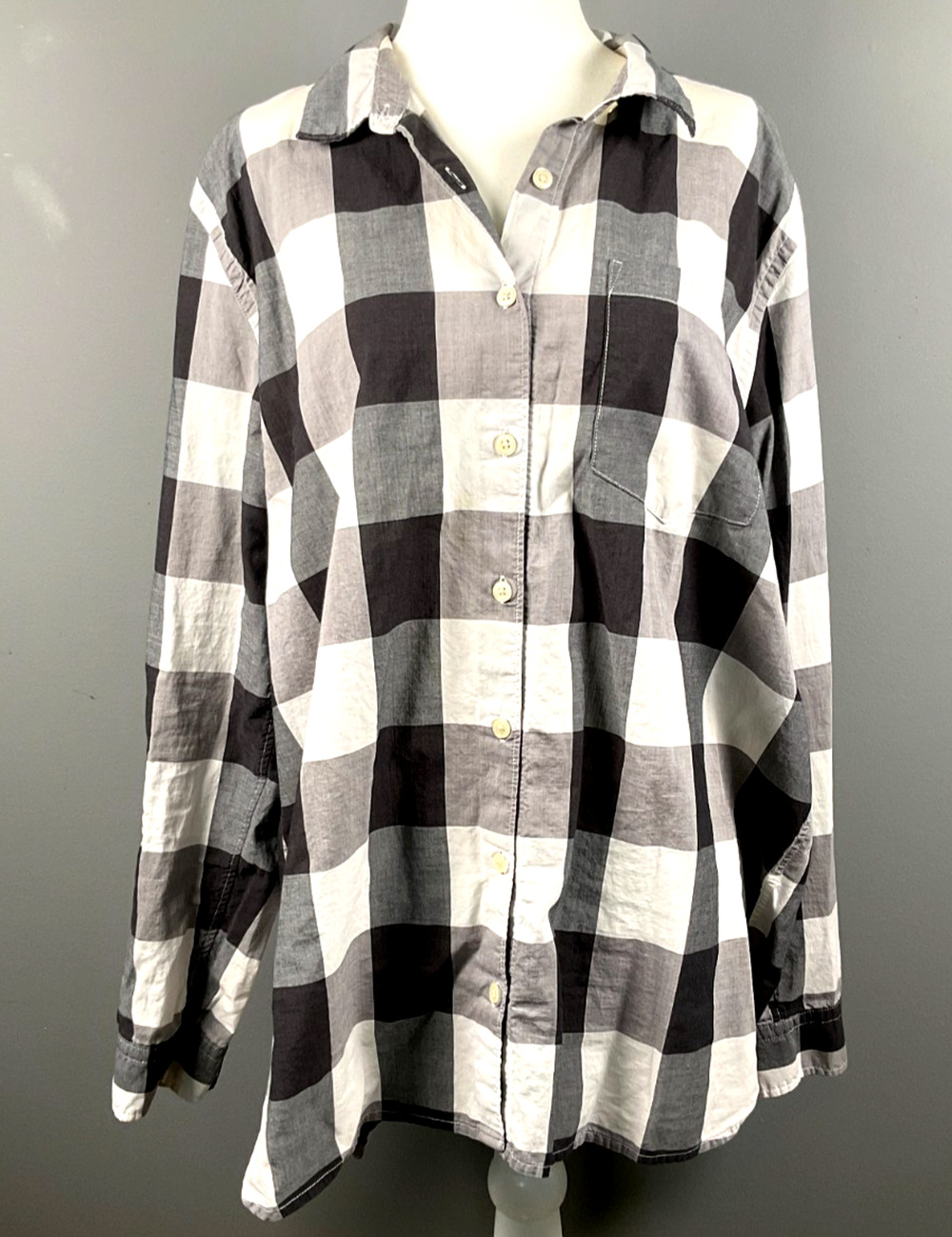 GAP The Tailored Fit Shirt Black Plaid Button Down Long Sleeve Top XXL Blouse